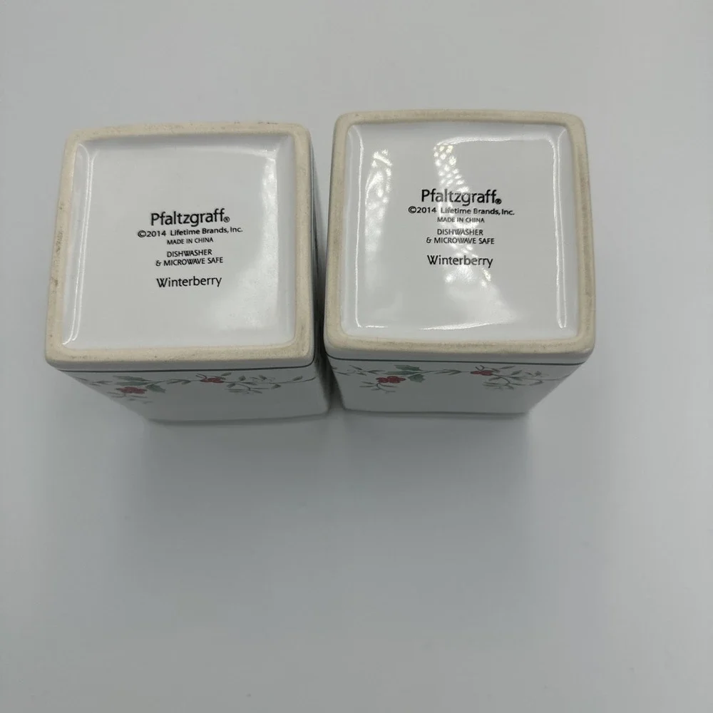 (2) Pfaltzgraff Winterberry Spoon Knife Holder Christmas Table Square‎ Stoneware